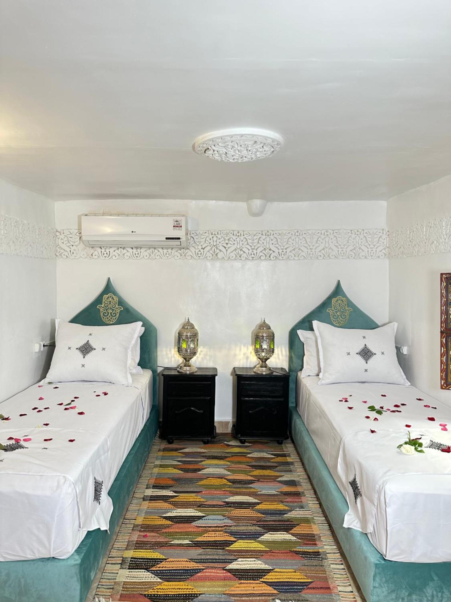 Dar Khmissa Fes Bed & Breakfast Dış mekan fotoğraf