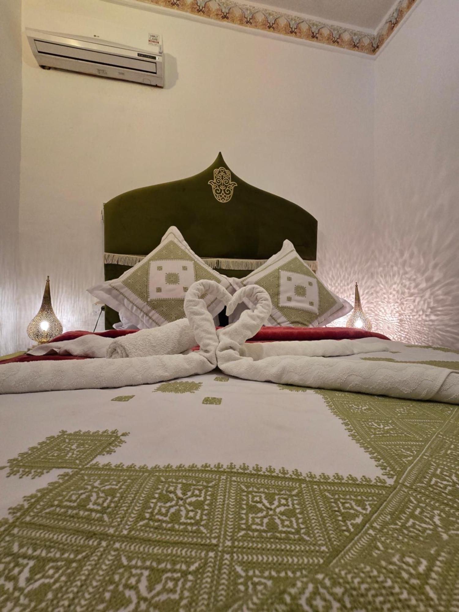 Dar Khmissa Fes Bed & Breakfast Dış mekan fotoğraf